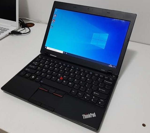Notebook ThinkPad X100e