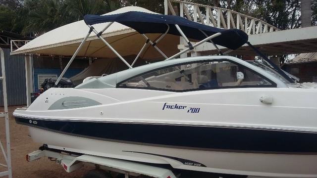 Focker 200 motor mercury 115hp 4T