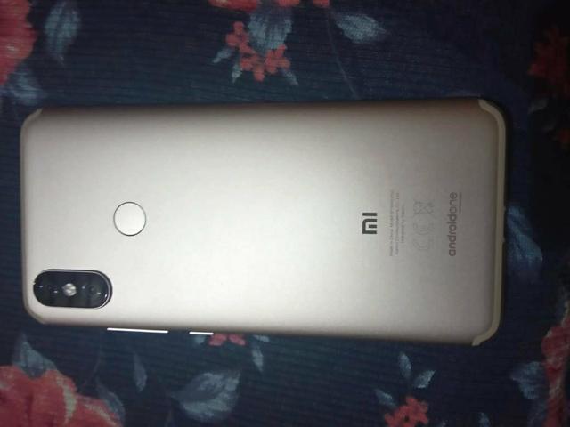 Xiaomi mi A2 - Foto 3
