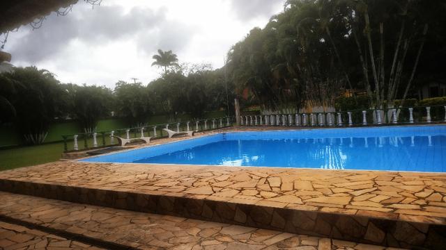Sitio com piscina e playground - Foto 2