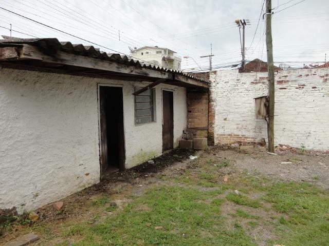 Pavilhão p/ estacionamentos, terreno e casa Centro 620 m2 Caxias do Sul - Foto 5