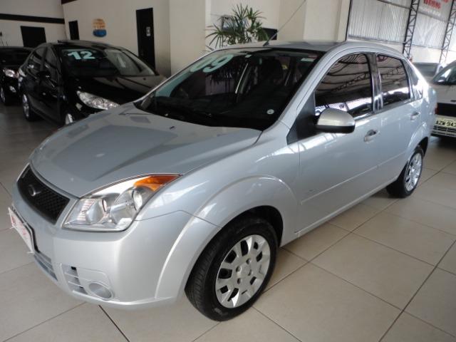 Ford Fiesta Sedan 1.6 Flex 2009
