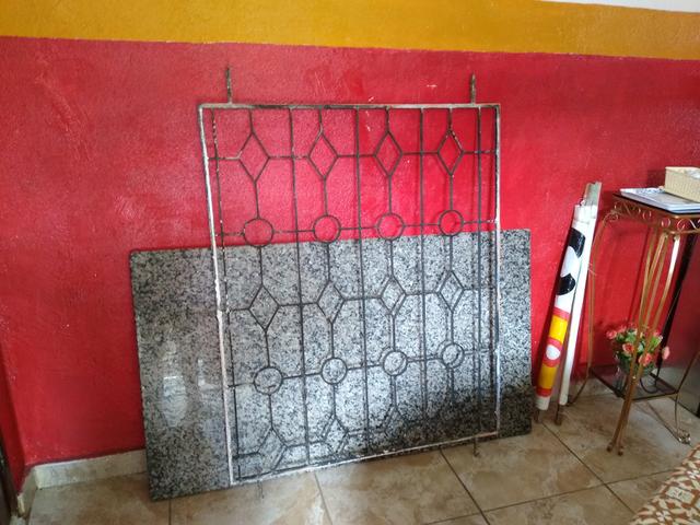 Grade de ferro muito nova