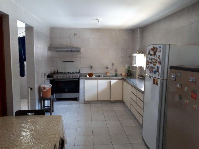 250 m², 3 suítes, gabinete, dependência, 3 vagas - Foto 11