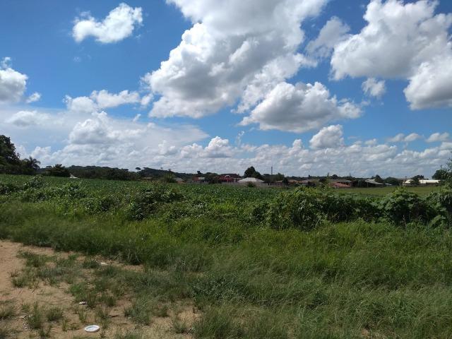 REF 2418 - Área com 24.177 m², sendo 11.000 m² de área limpa e plana. 2 barracões - Foto 5