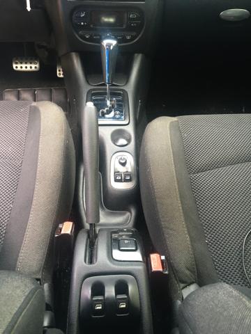 Peugeot 207 aut 1.4 completão - Foto 6
