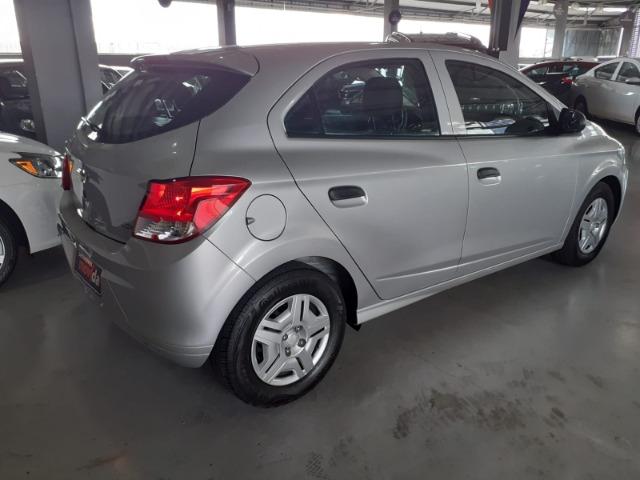 Onix Hatch Joy 1.0 8V Flex 5p Mec - Foto 14