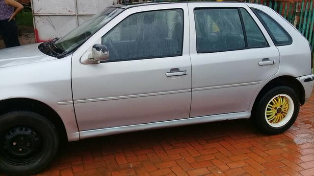 Vende-se carro - Foto 2