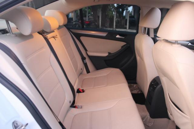 Jetta 1.4 TSI Confortline ano 2016 com pacote exclusive - Foto 5