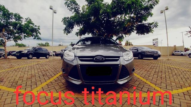 Focus Titanium 2.0 2015 completo baixa km
