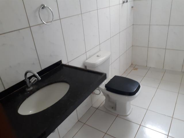 Vende-se ótima casa no bairro DNER, 3 quartos, 3 banheiros. ótimo preço 200 mil - Foto 11