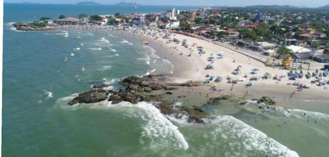 Casa Carnaval Centro próx a 1 e 2 pedra Itapoa