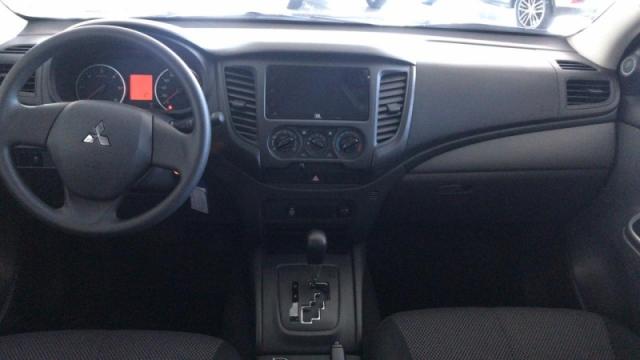 MITSUBISHI L200 TRITON 2.4 16V TURBO DIESEL SPORT GLS CD 4P 4X4 AUTOMATICO. - Foto 8