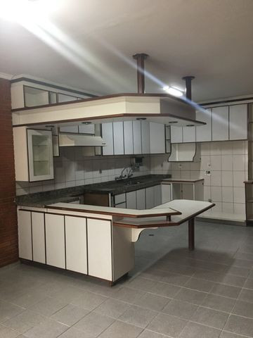 Casa 300 m2 - 5 Garagens - Independência - Foto 11