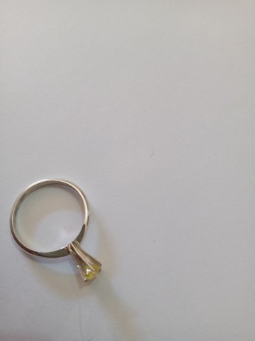 Anel prata solitário pedra amarela 1|9gr tamanho 18