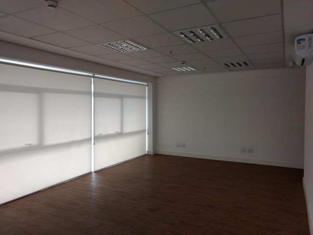 Sala - / Comercial / Vila Cassaro - Foto 4