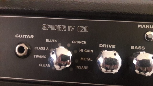 Amplificador LINE 6 SPIDER 120w - Foto 2