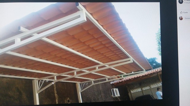 Cobertura de telha PVC 