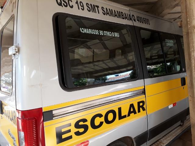 Van escolar