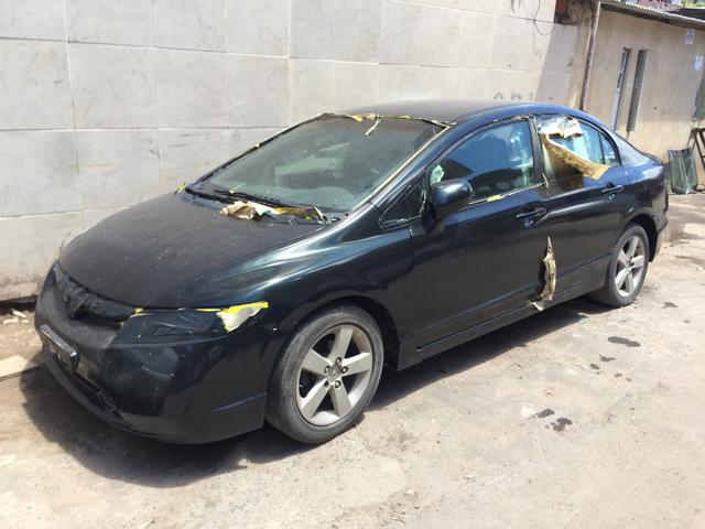 Honda Civic 2008 ALIENADO - Foto 2