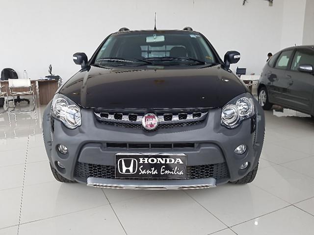 FIAT STRADA 1.8 MPI ADVENTURE CD 16V FLEX 3P MANUAL.