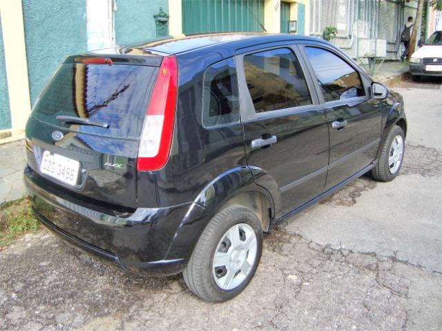 Ford Fiesta class flex 4 portas troco carro mais caro - Foto 5