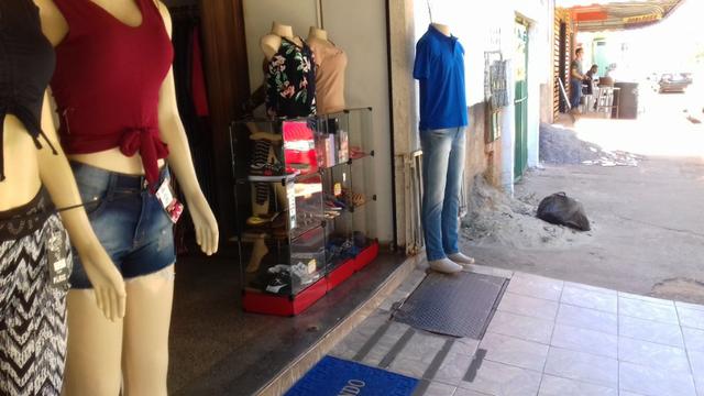 Santa Maria QC 01, Predio com lojas + 4 apartamentos renda de R$ 6.400,00 - Foto 10