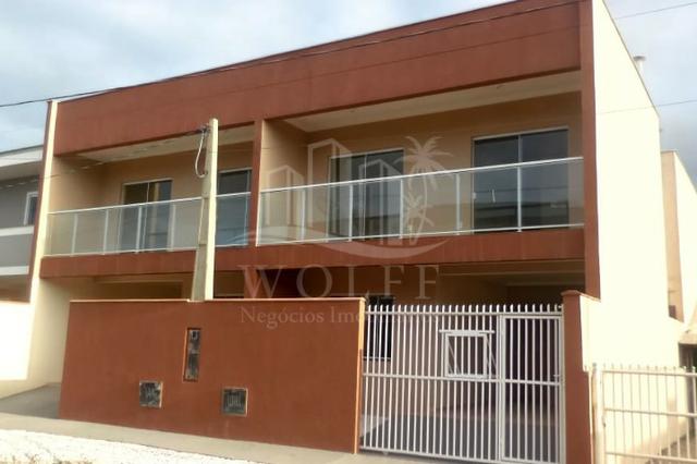 JD77 - Sobrado Geminado de 02 quartos sendo 01 suíte em Balneário Piçarras/SC