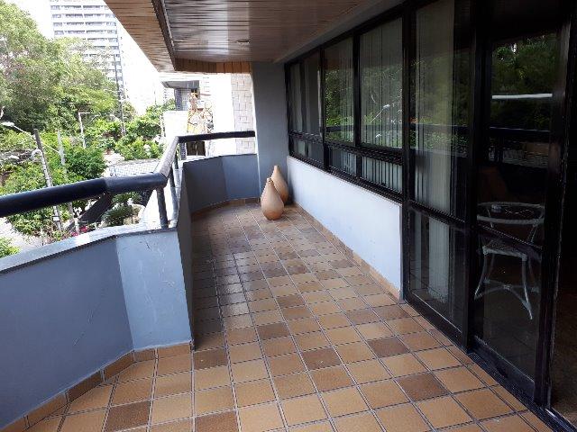 250 m², 3 suítes, gabinete, dependência, 3 vagas - Foto 8