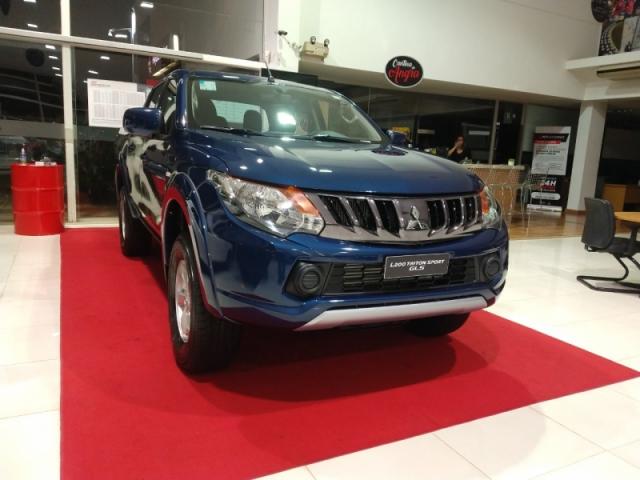 MITSUBISHI L200 TRITON 2.4 16V TURBO DIESEL SPORT GLS CD 4P 4X4 AUTOMATICO. - Foto 2
