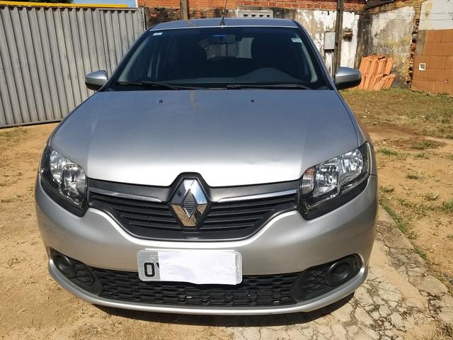 Vendo sandero Expression 1.6 seme automático 8 vaulas completo valor 28.000.00 - Foto 3