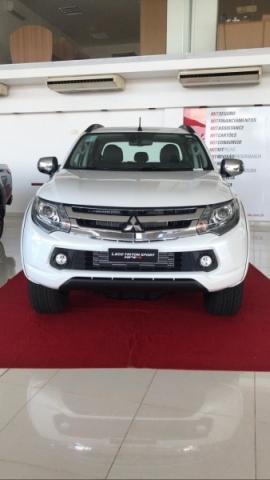 MITSUBISHI L200 TRITON 2.4 16V TURBO DIESEL SPORT HPE-S CD 4P 4X4 AUTOMATICO. - Foto 2