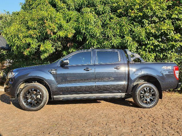 Ford Ranger XLT 3.2 Diesel 4x4 AT 2019 - Foto 3