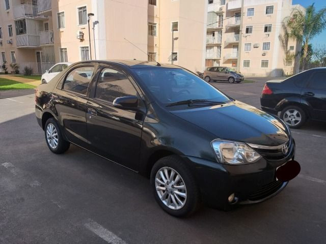 Etios XLS Sedan 1.5 Flex 16V Mec - Foto 4