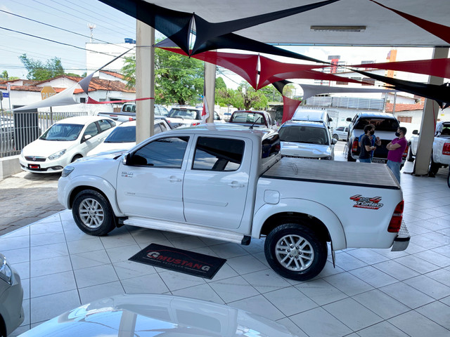 Hilux SRV 2015 3.0 DIESEL BLINDADA * UNICO DONO * ( gmustang veiculos ) - Foto 2