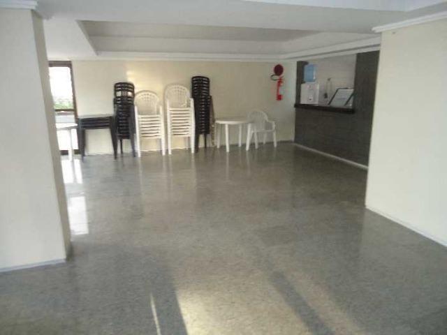 Apartamento em Candeias com 3 Quartos sendo 1 Suíte e Lazer Completo - Foto 2