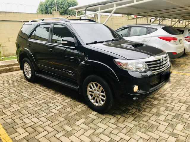 Hilux SW4, ano 15/15, com 74 mil km rodados - Foto 2
