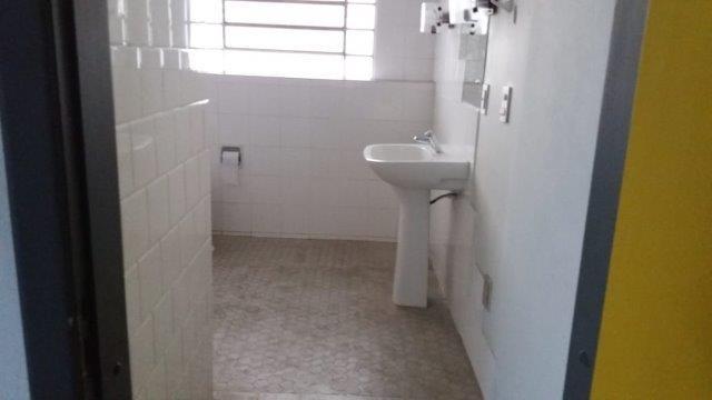 Locação de Casa Comercial, em Joinville-SC - Foto 15