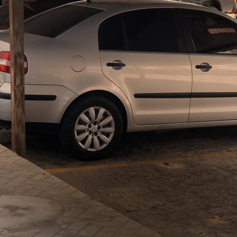 Pólo Sedan 2006