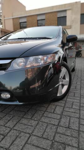 Vendo Honda Civic 2008 LXS Automático Facilito Financiamento - Foto 6