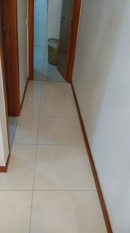Lindo Apartamento de frente para o mar ed. Rachel de Barros - Foto 4