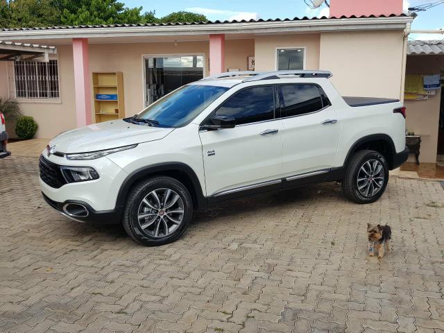 Fiat Toro Volcano 4x4 *9 mil km