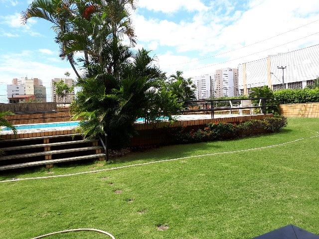 250 m², 3 suítes, gabinete, dependência, 3 vagas - Foto 5