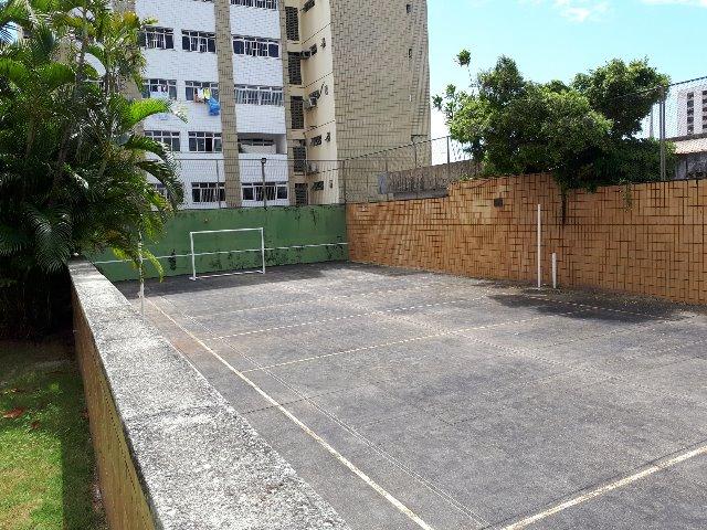 250 m², 3 suítes, gabinete, dependência, 3 vagas - Foto 4