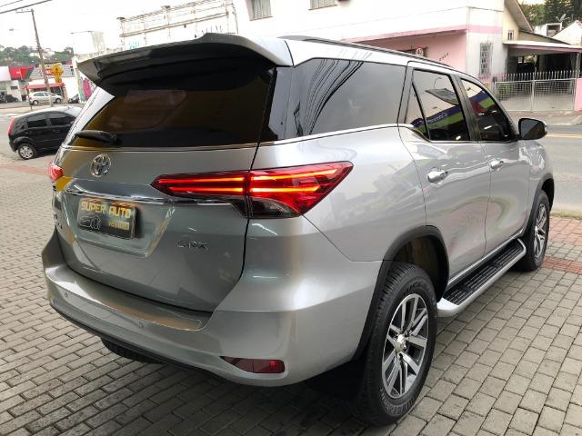 Toyota SW4 SRX 2.8 Aut 4x4 5L - Foto 6