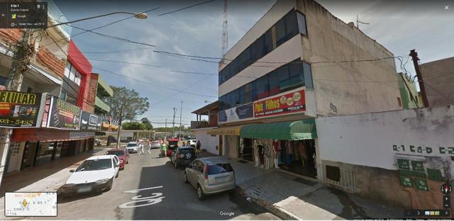 Santa Maria QC 01, Predio com lojas + 4 apartamentos renda de R$ 6.400,00 - Foto 2