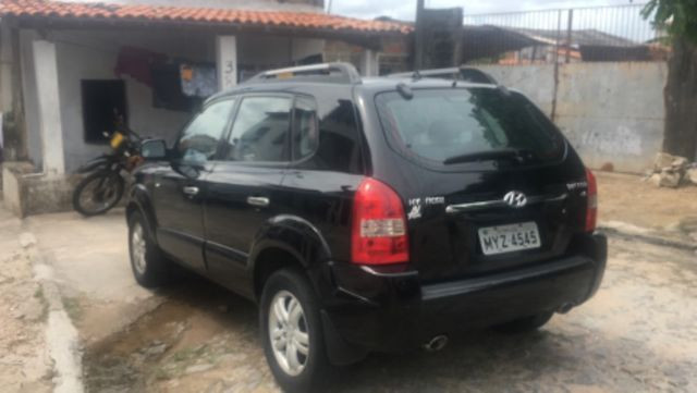 Vendo tucson 2007 4x4 v6 teto solar nova