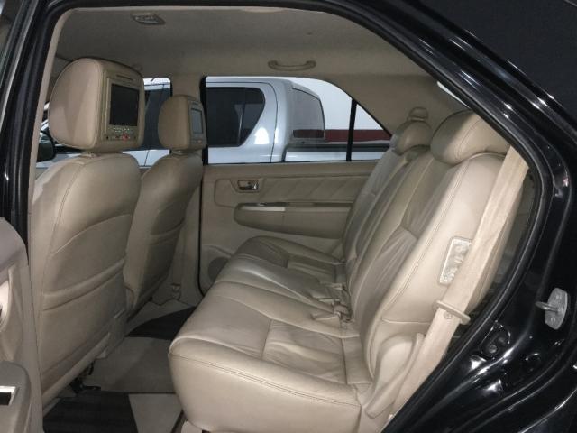 Toyota Hilux Sw4 5 lugares 4P - Foto 8