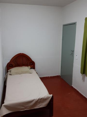Quarto Mobiliado em Residência Familiar