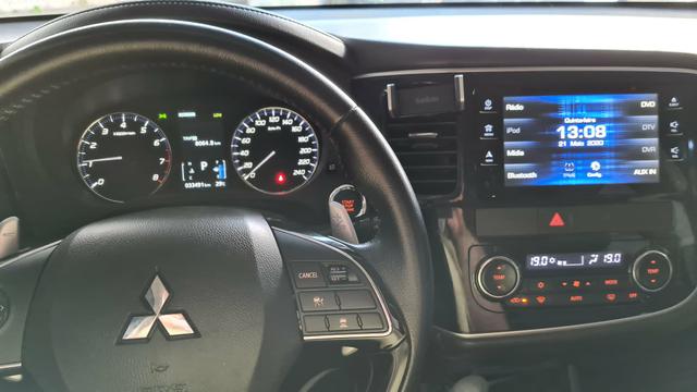 Mitsubishi Outlander GT FTP 3.0 2016 7 lugares - Foto 8